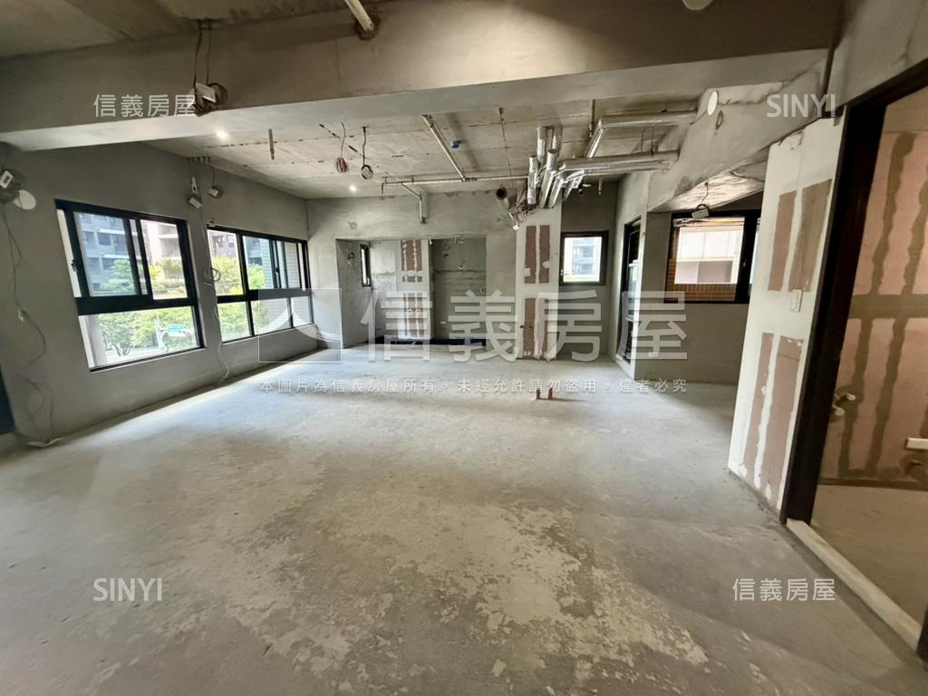 ｛帝景５｝毛胚屋自由規劃房屋室內格局與周邊環境
