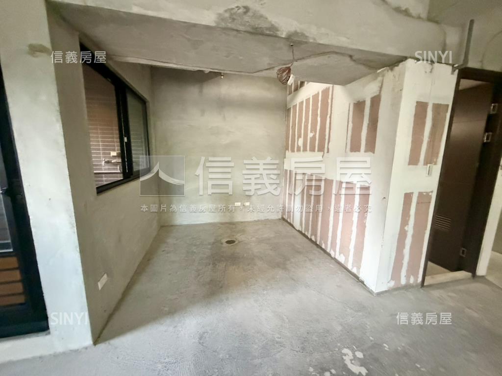 ｛帝景５｝毛胚屋自由規劃房屋室內格局與周邊環境
