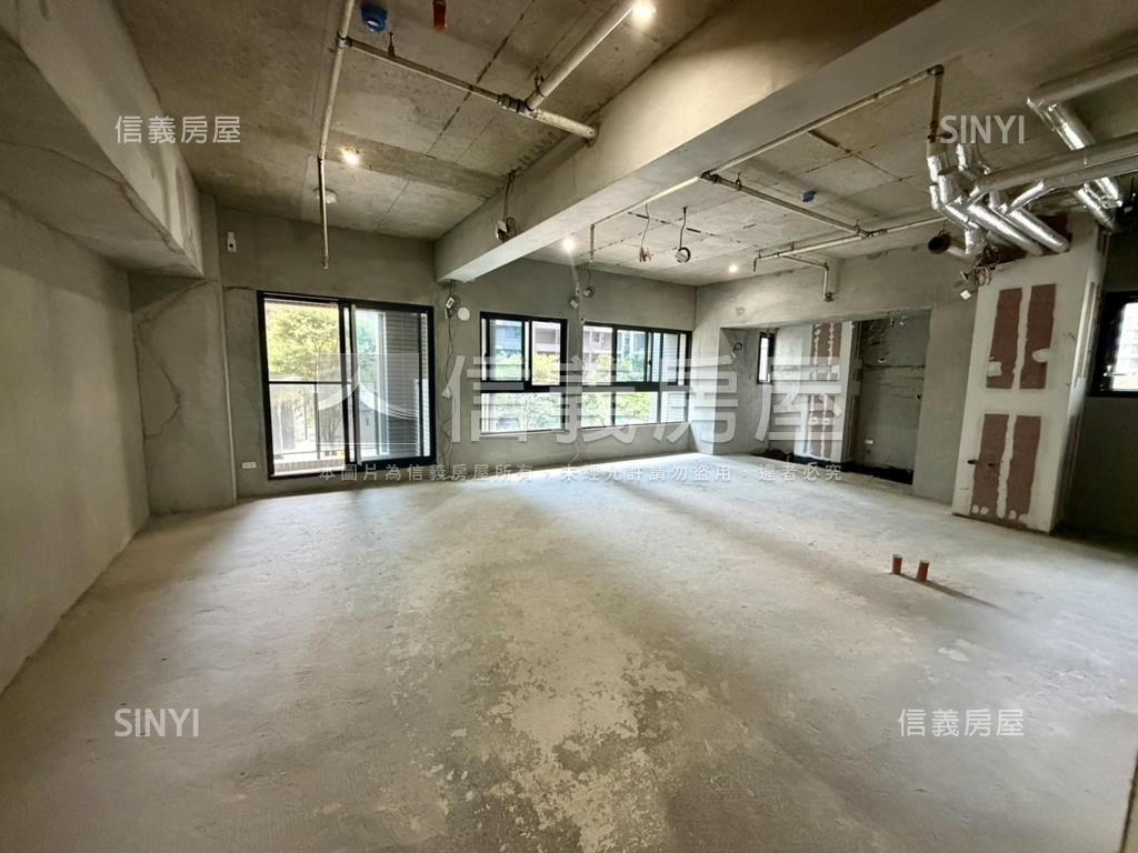 ｛帝景５｝毛胚屋自由規劃房屋室內格局與周邊環境