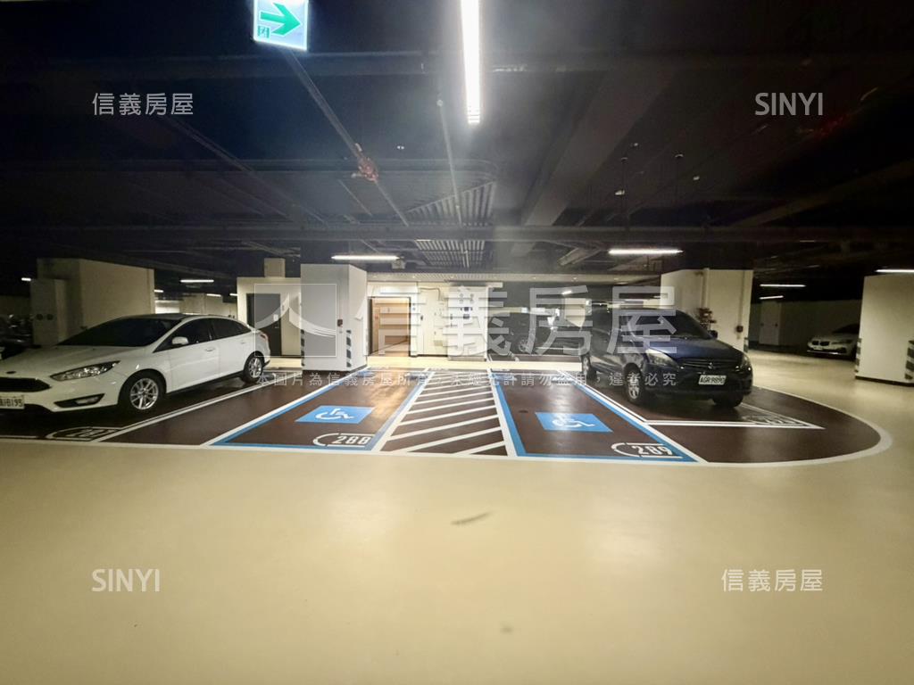 ｛帝景５｝毛胚屋自由規劃房屋室內格局與周邊環境