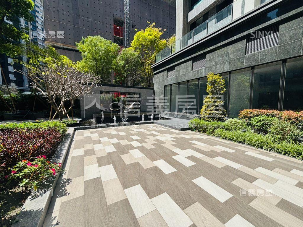 ｛帝景５｝毛胚屋自由規劃房屋室內格局與周邊環境