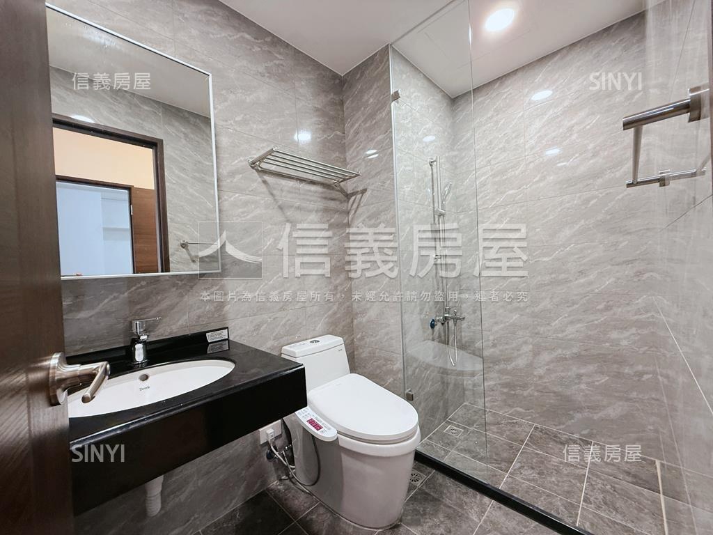 未來捷運藍線梧棲２房平車房屋室內格局與周邊環境