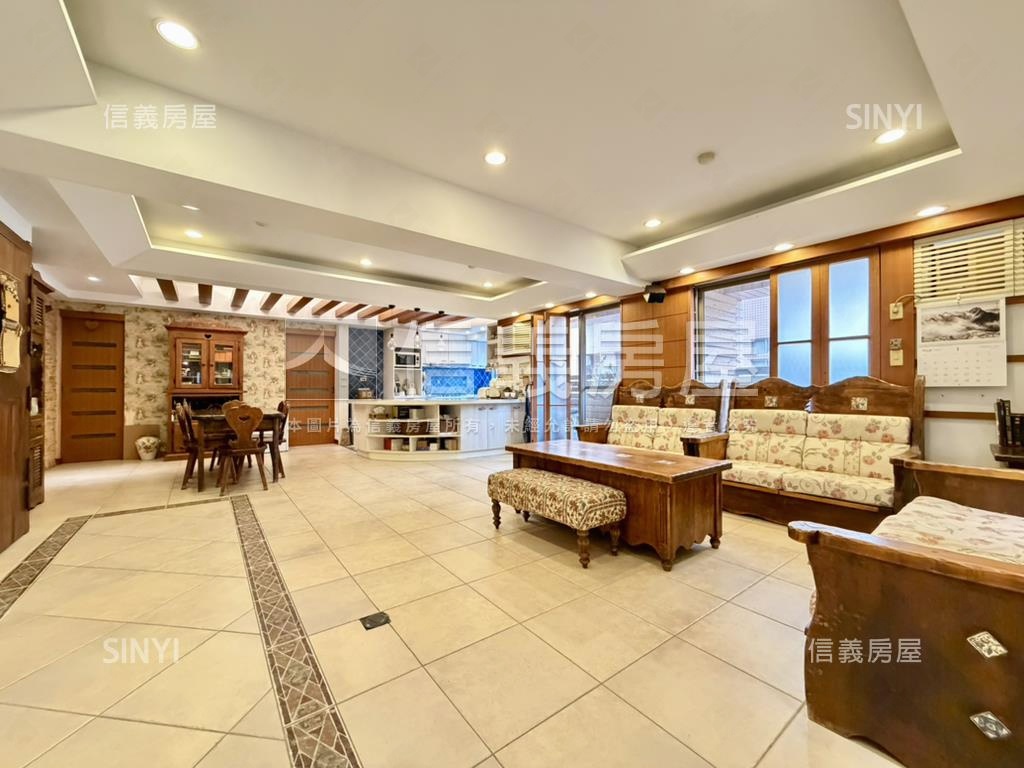 桂冠歐洲大三房平車房屋室內格局與周邊環境