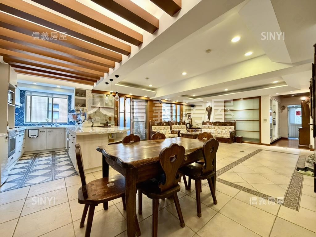 桂冠歐洲大三房平車房屋室內格局與周邊環境