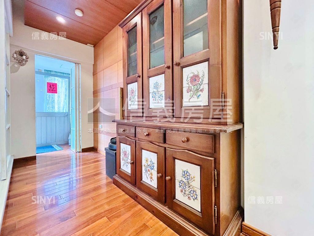 桂冠歐洲大三房平車房屋室內格局與周邊環境