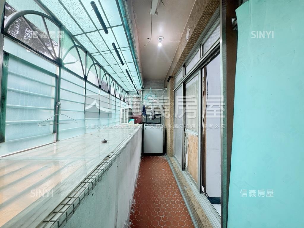 近板新捷運公寓三樓房屋室內格局與周邊環境