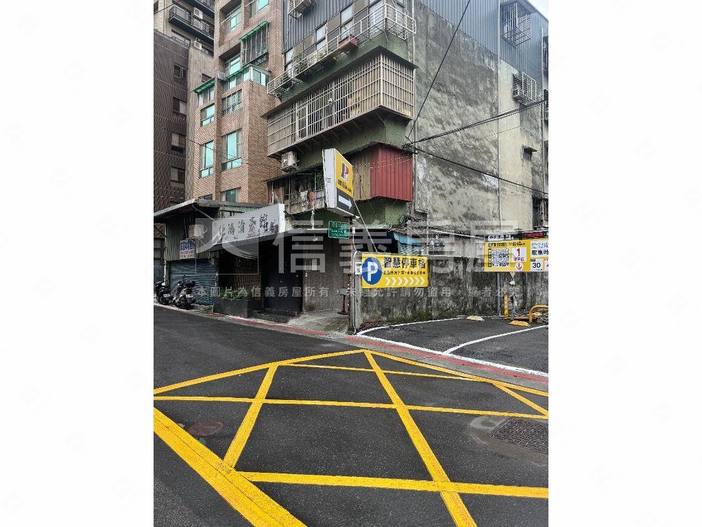 西園路大坪數金店面房屋室內格局與周邊環境