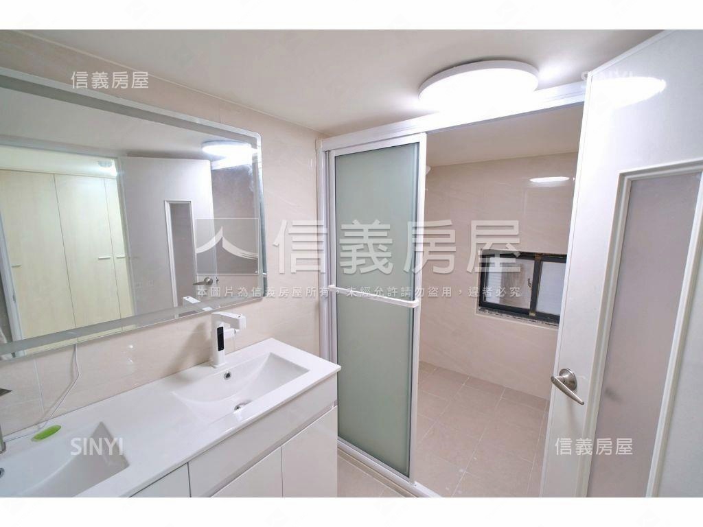 文心豐樂精緻裝潢平面車位房屋室內格局與周邊環境