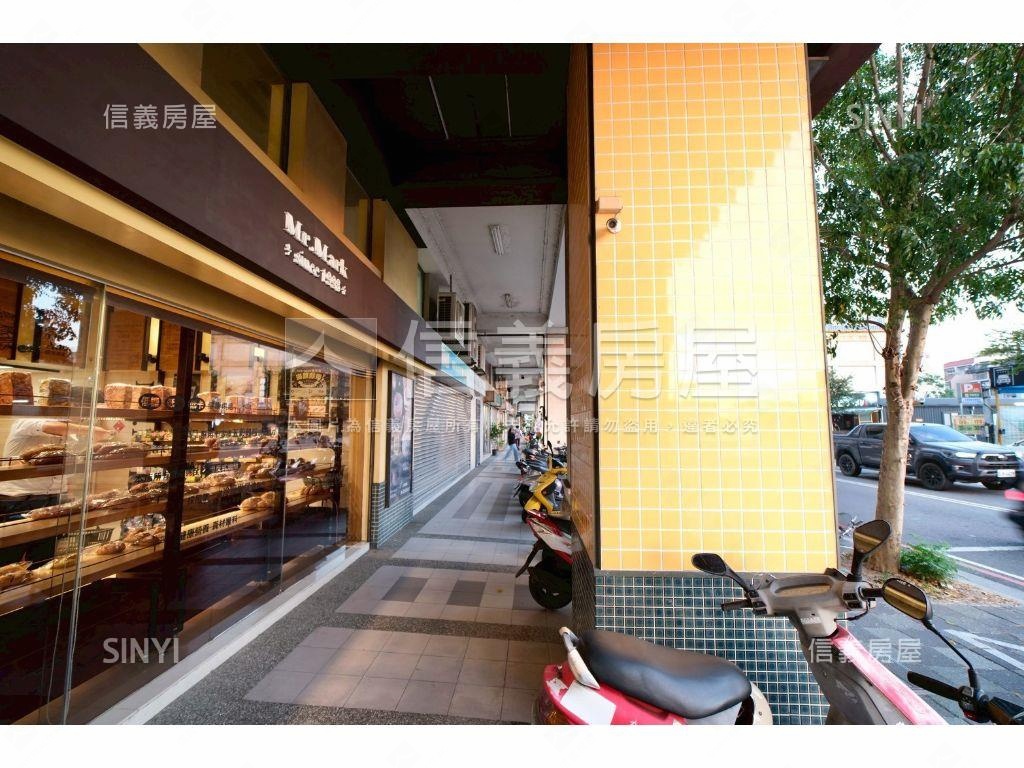 文心豐樂精緻裝潢平面車位房屋室內格局與周邊環境