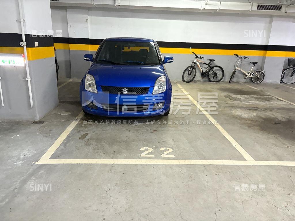 專任大空間景觀四房車位房屋室內格局與周邊環境