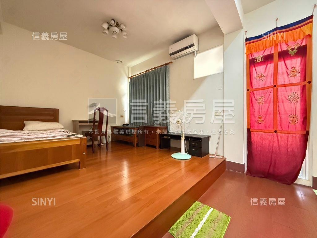 西區近五權西路大透天房屋室內格局與周邊環境