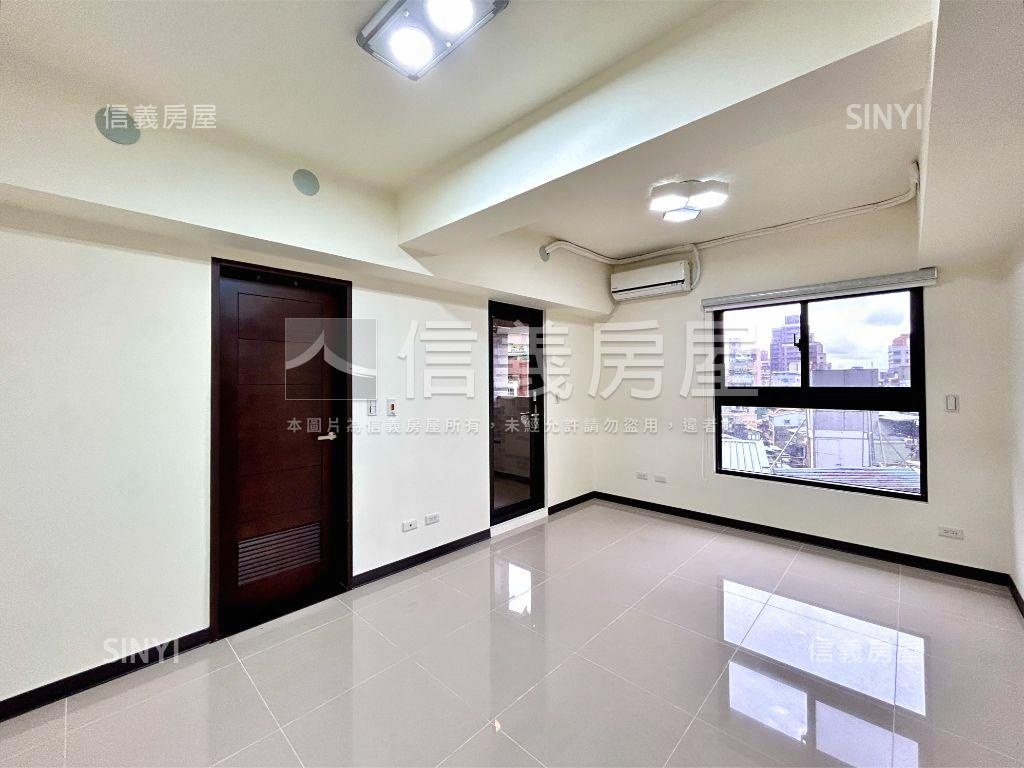 榮耀西門經典八樓房屋室內格局與周邊環境