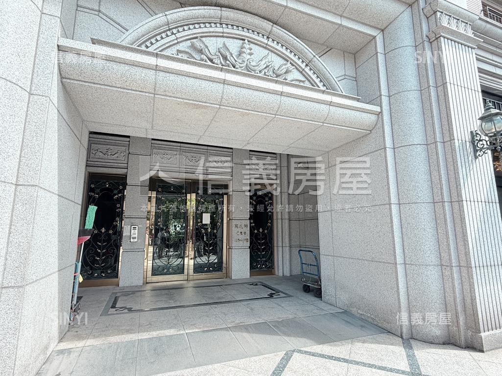 Ｙ２３站高樓採光兩房車位房屋室內格局與周邊環境