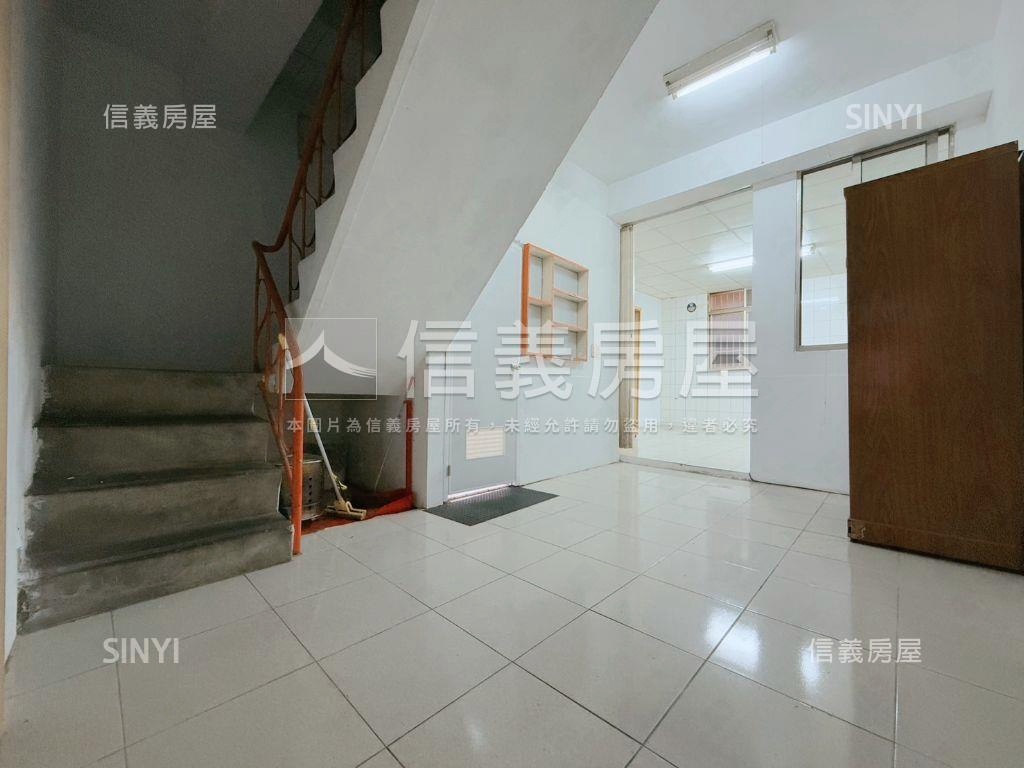 南屯幽靜透天房屋室內格局與周邊環境