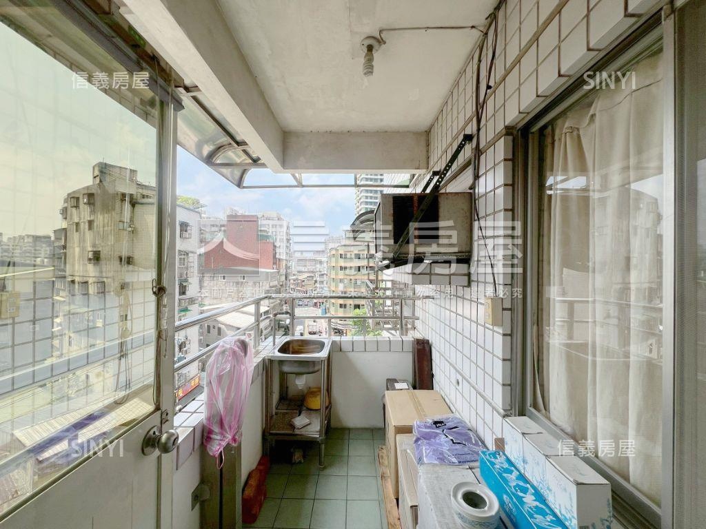 茄苳華城方正成家大三房房屋室內格局與周邊環境