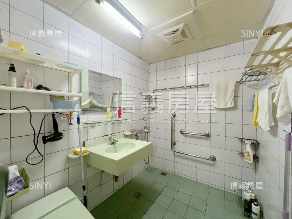 茄苳華城方正成家大三房房屋室內格局與周邊環境
