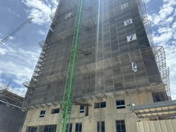 大亮波波含車位