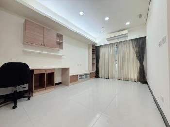 高鐵區溫馨裝潢２房平車