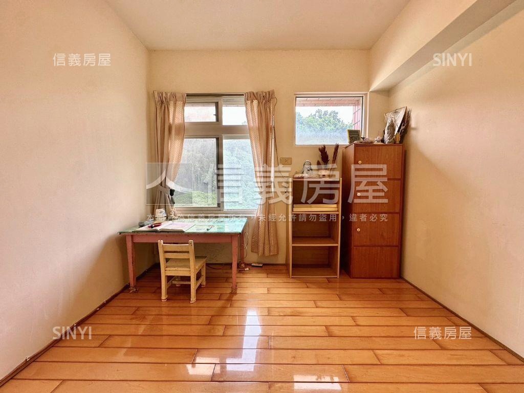 四面採光獨戶電梯三房房屋室內格局與周邊環境