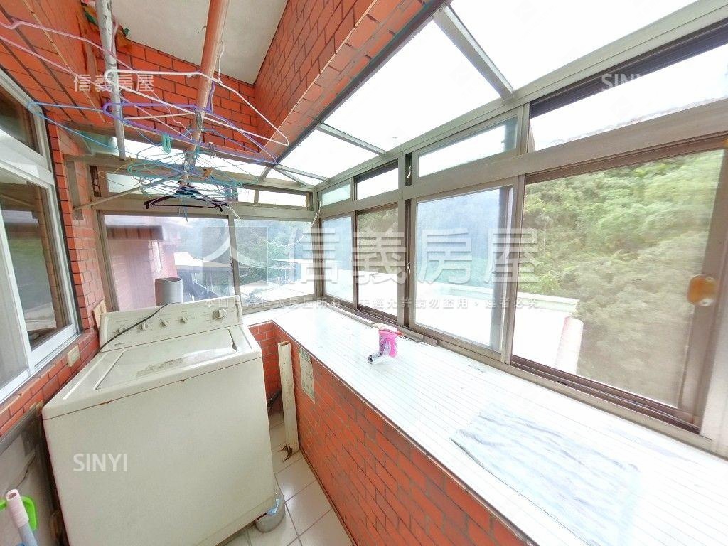 四面採光獨戶電梯三房房屋室內格局與周邊環境