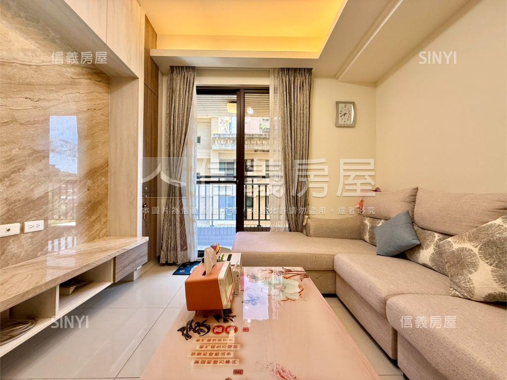 新店優質電梯三房車位房屋室內格局與周邊環境