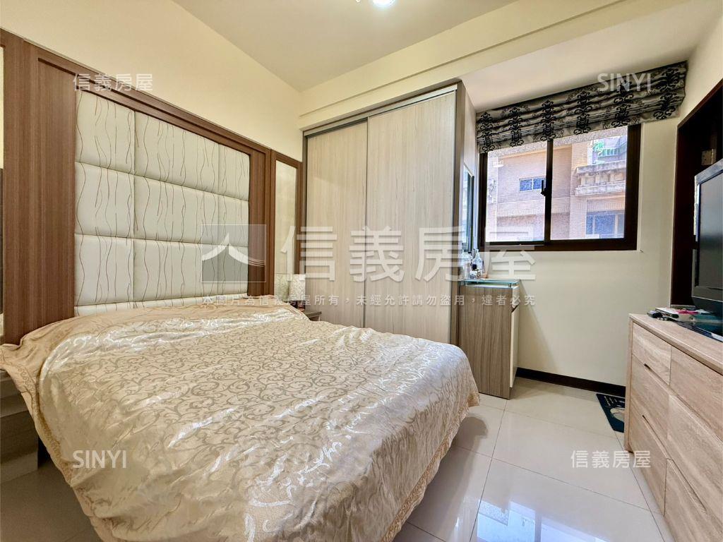 新店優質電梯三房車位房屋室內格局與周邊環境