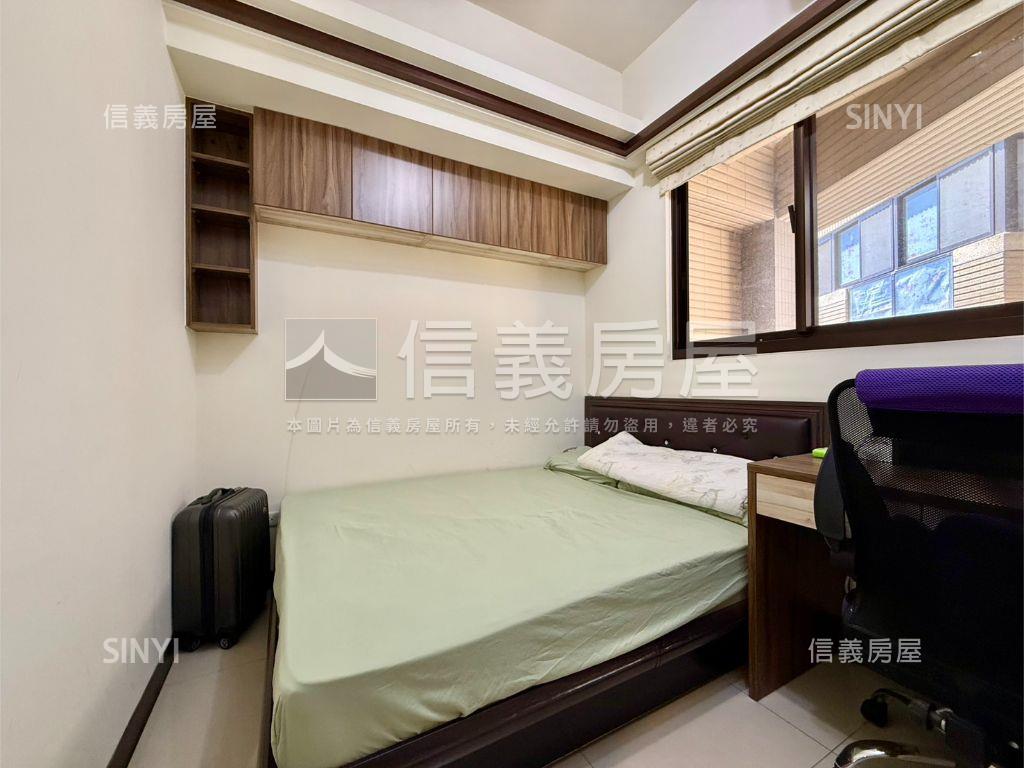 新店優質電梯三房車位房屋室內格局與周邊環境