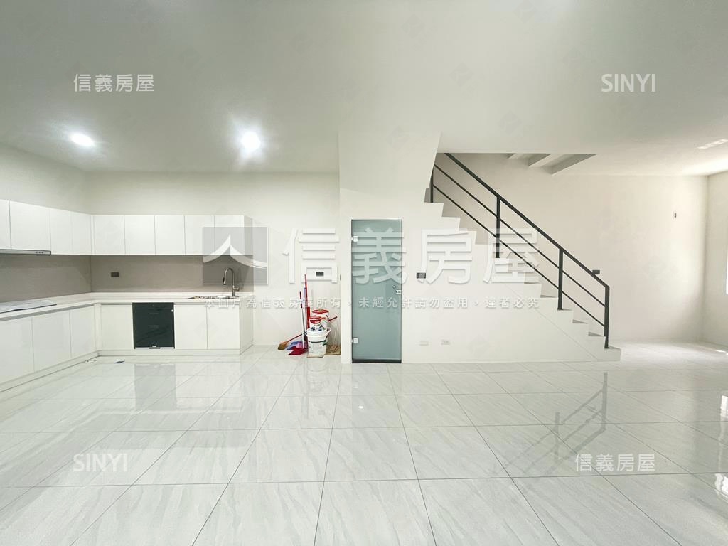 益民商圈．陽光明媚美透天房屋室內格局與周邊環境