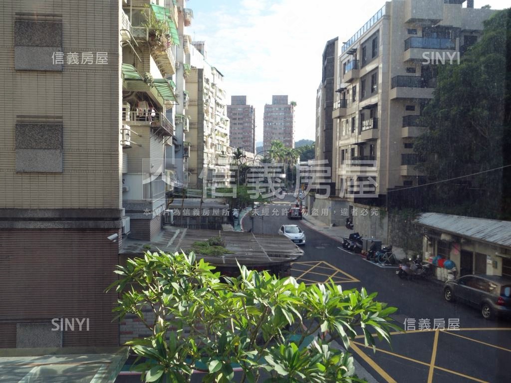 大文山興隆美景附車位房屋室內格局與周邊環境