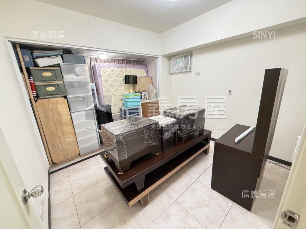 大文山興隆美景附車位房屋室內格局與周邊環境