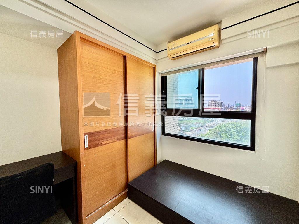 星巴克隔壁三房Ｂ１平車房屋室內格局與周邊環境