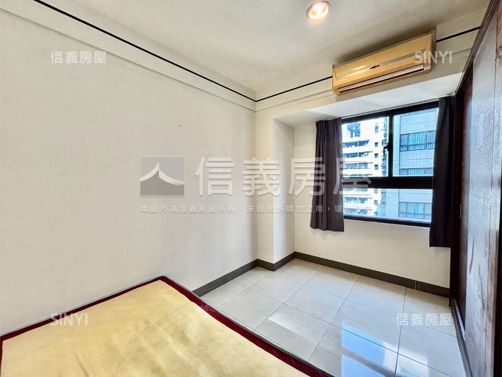 星巴克隔壁三房Ｂ１平車房屋室內格局與周邊環境