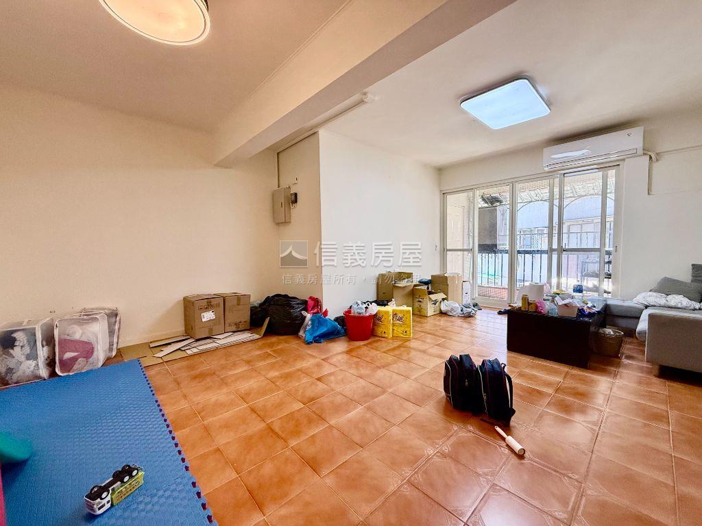 福園街三面採光美宅房屋室內格局與周邊環境