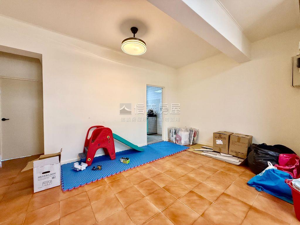 福園街三面採光美宅房屋室內格局與周邊環境