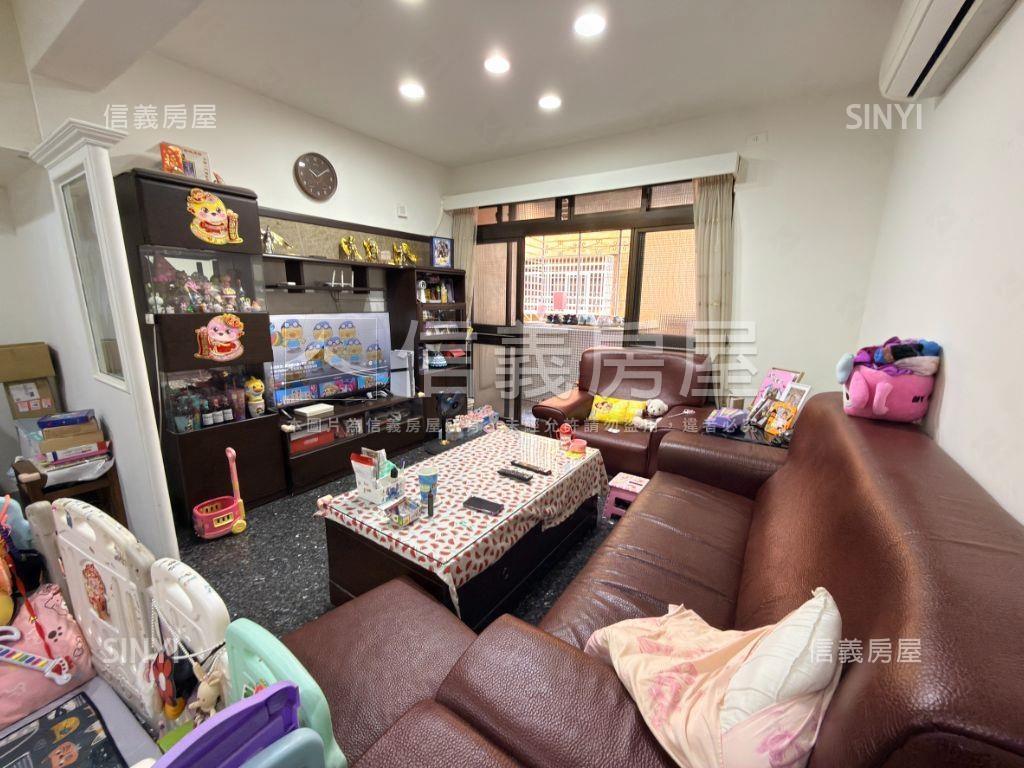 秀朗～學區～優質美寓３樓房屋室內格局與周邊環境