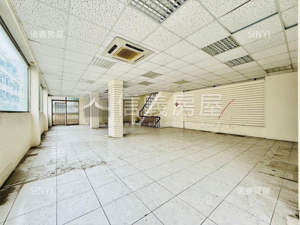 角窗。海安路金店面房屋室內格局與周邊環境
