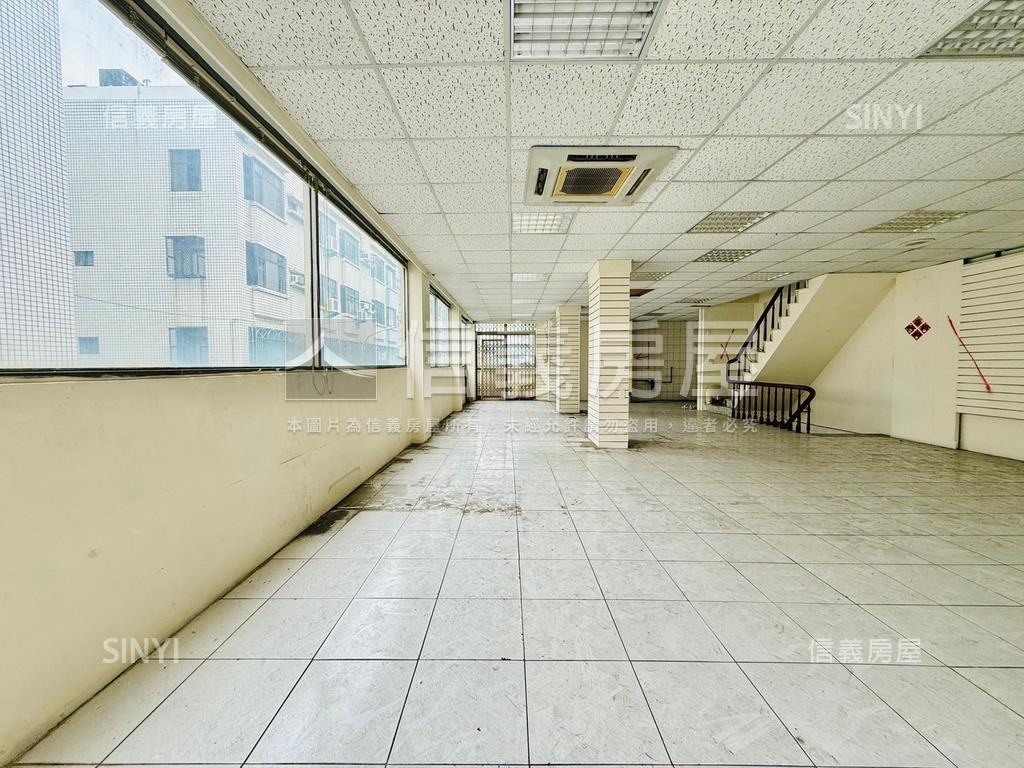 角窗。海安路金店面房屋室內格局與周邊環境