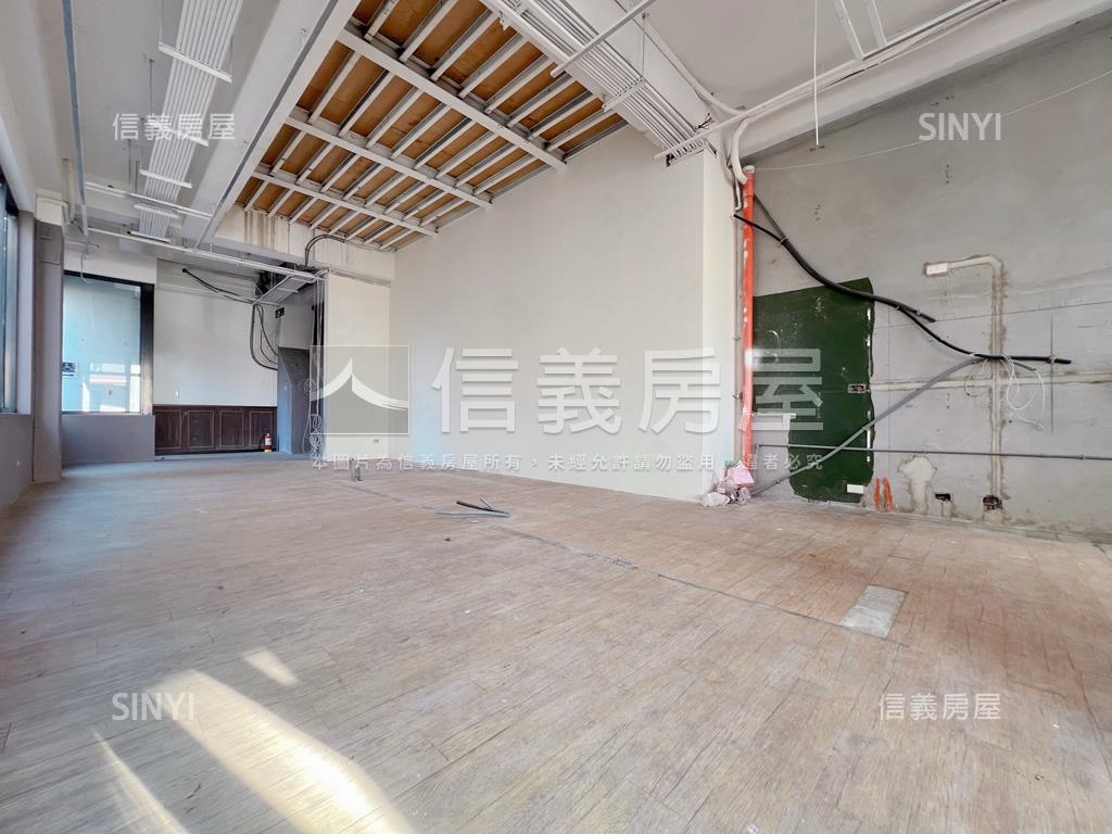 獨立地號捷運金店面房屋室內格局與周邊環境