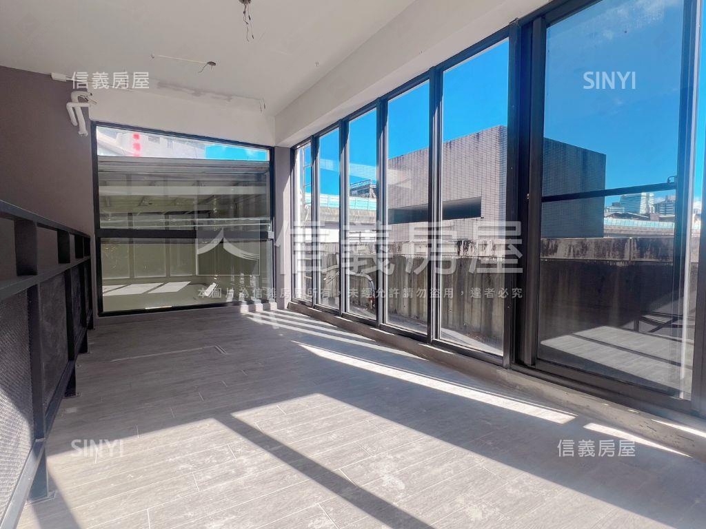 獨立地號捷運金店面房屋室內格局與周邊環境