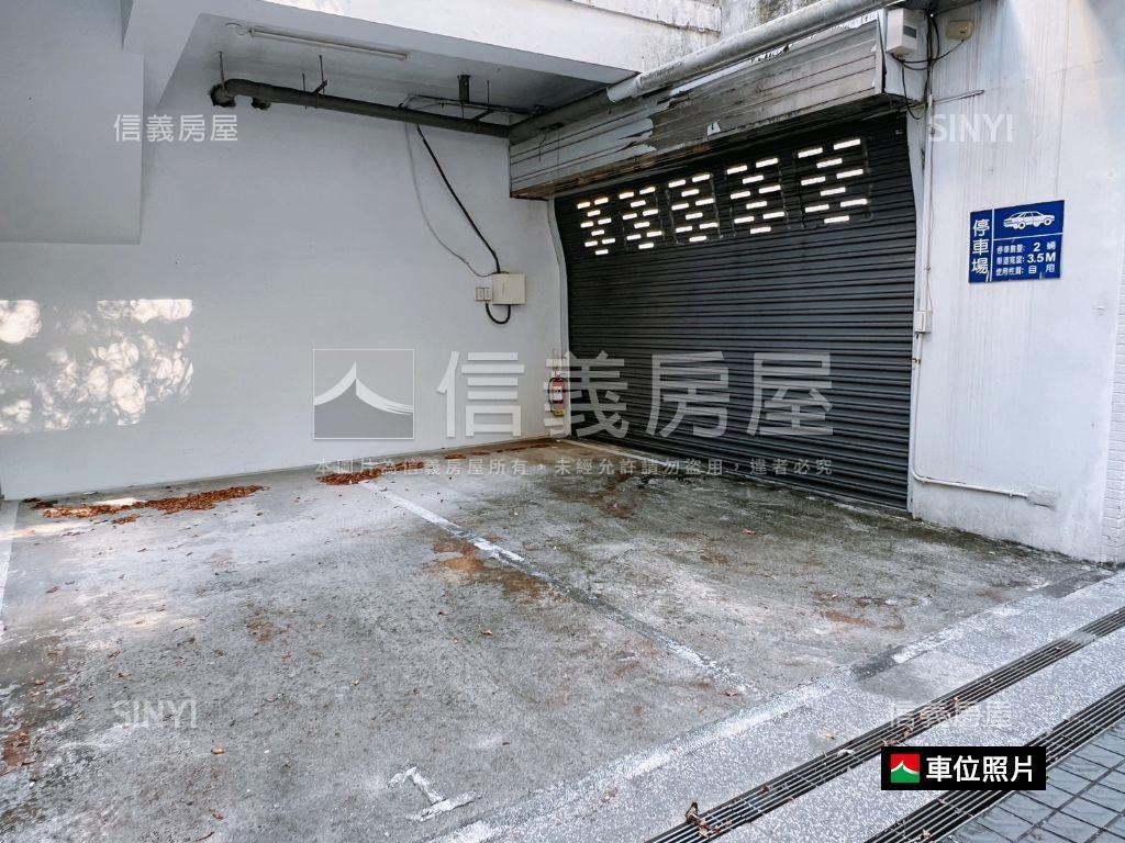 獨立地號捷運金店面房屋室內格局與周邊環境