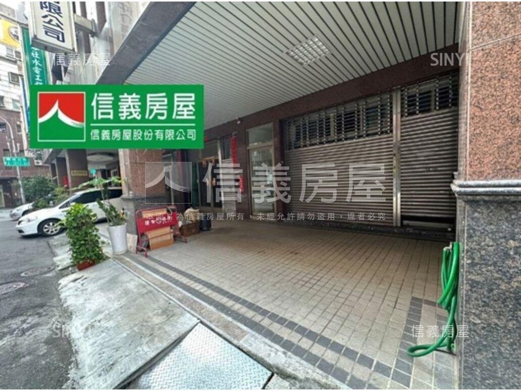 近文心路魅力金店面房屋室內格局與周邊環境