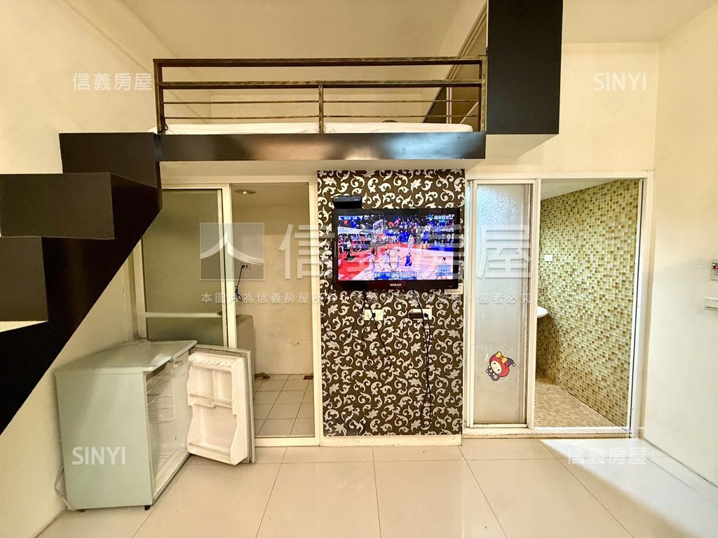 信義國小大面寬收租１６房房屋室內格局與周邊環境