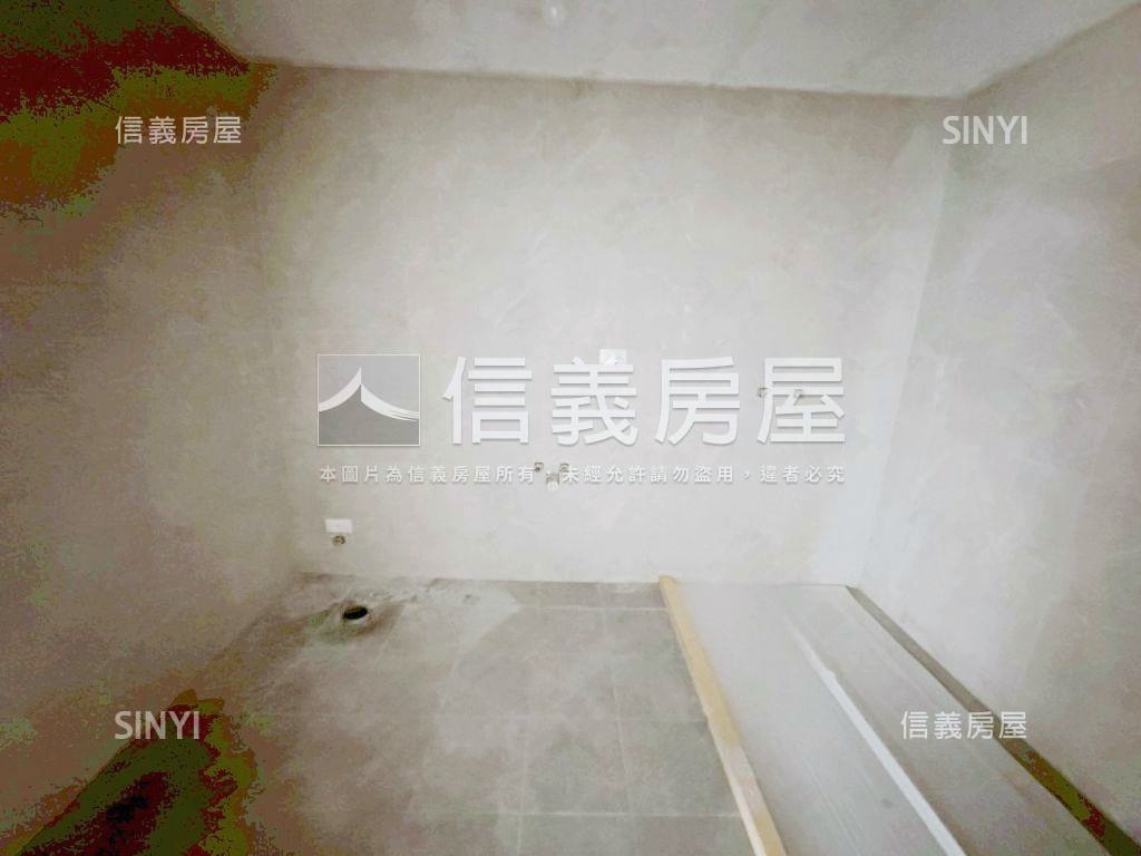 景安捷運高富帥電梯大空間房屋室內格局與周邊環境