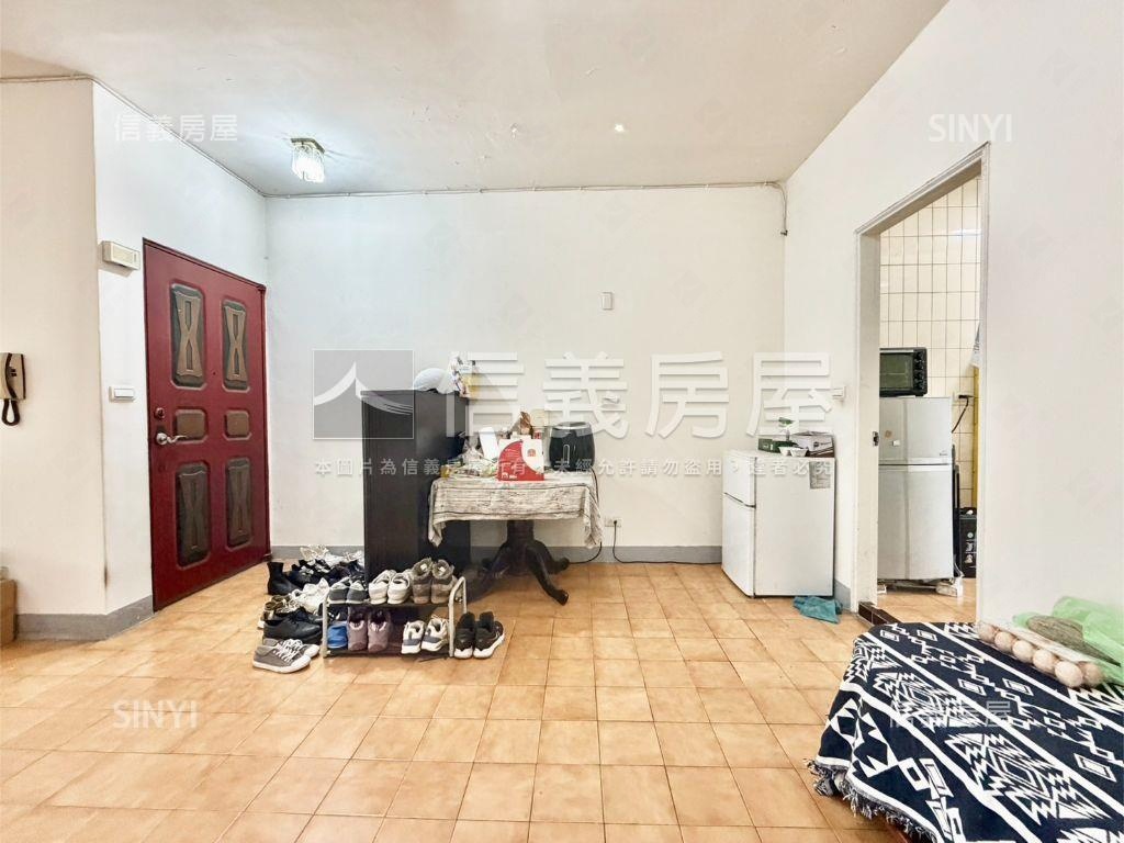 區公所方正通風美屋房屋室內格局與周邊環境