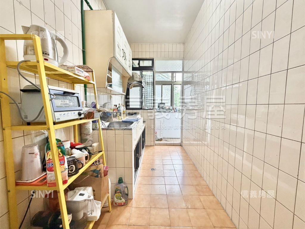 區公所方正通風美屋房屋室內格局與周邊環境