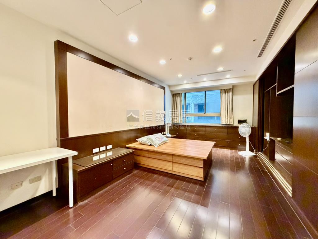 正隆麗池四房車位｜美景房屋室內格局與周邊環境