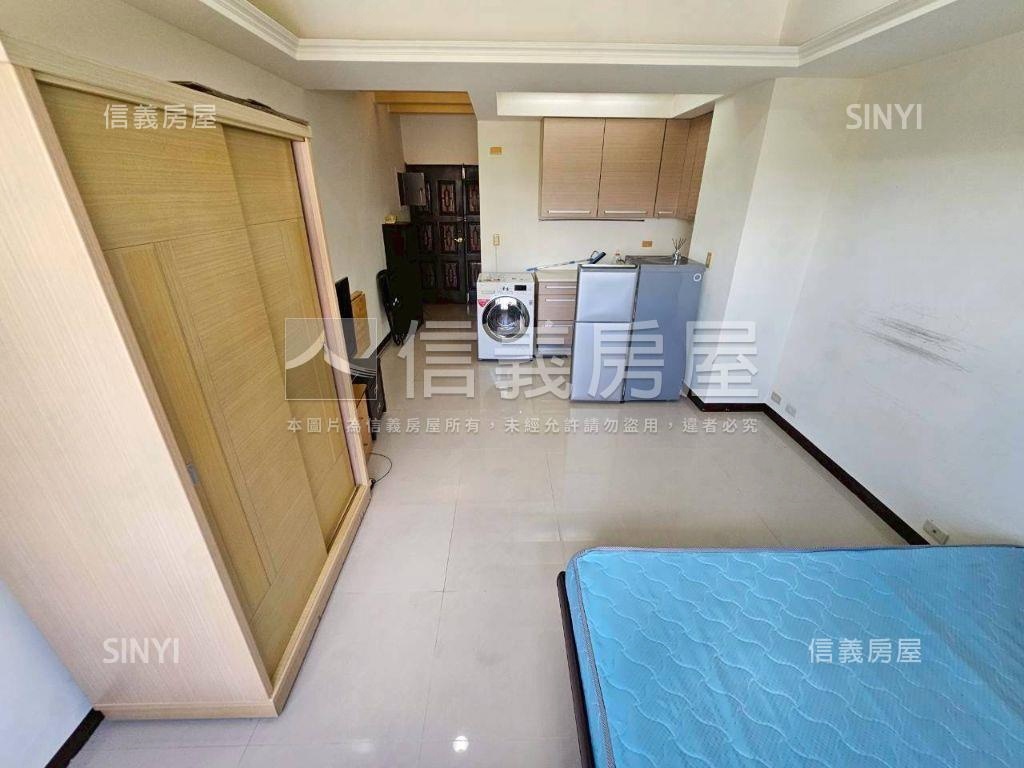 捷運。學區。眺望森林公園房屋室內格局與周邊環境