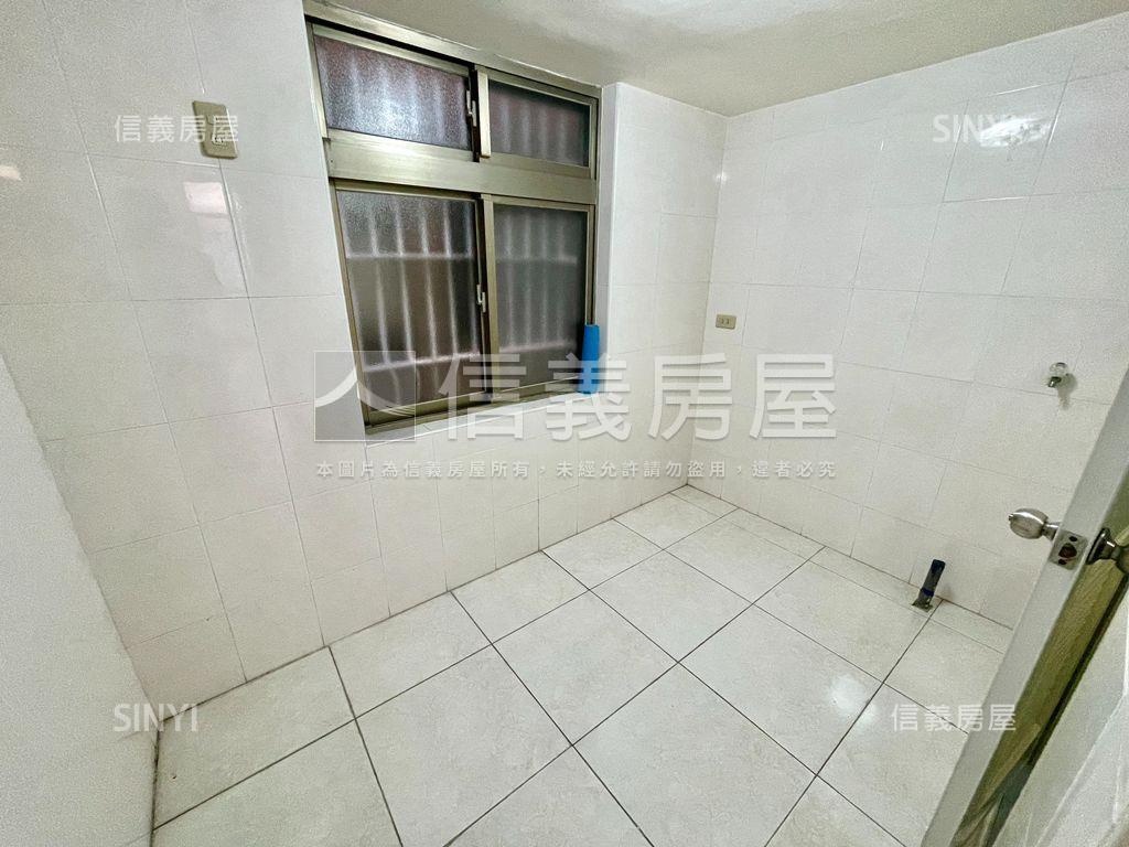 文化中心面寬車墅房屋室內格局與周邊環境