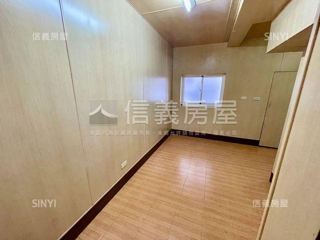 文化中心面寬車墅房屋室內格局與周邊環境
