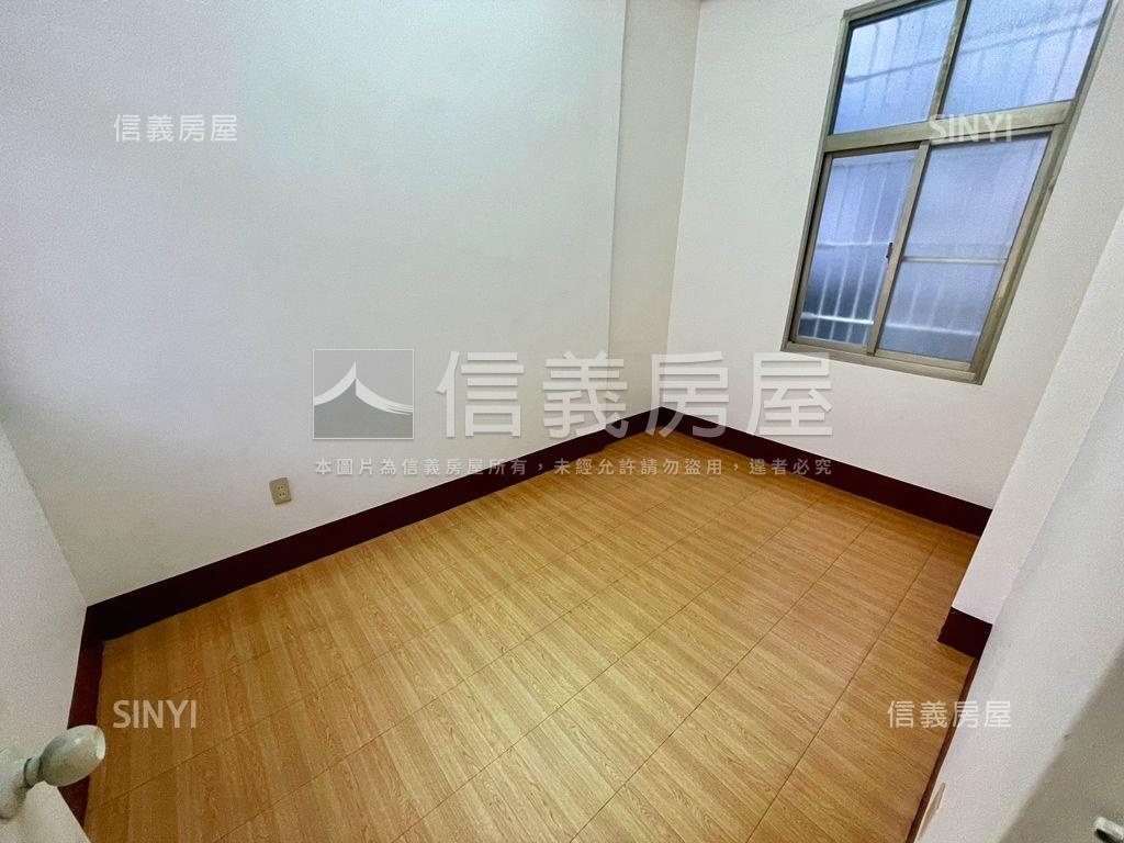 文化中心面寬車墅房屋室內格局與周邊環境